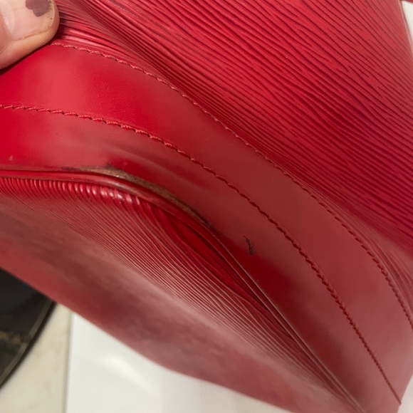 Louis Vuitton Noe Epi Leather Bucket bag- 90’s EUC! - Picture 8 of 14